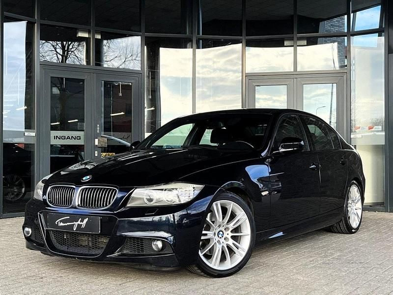 Zwart Occasion 2011 BMW 325 M Sport Sedan | € 12.795 (Eerlijke prijs) - Afbeelding 1/4