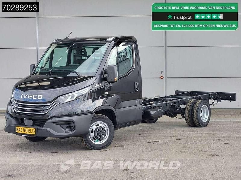 Wit Nieuw 2025 Iveco Daily Van | € 37.250 (Super prijs) - Afbeelding 1/3