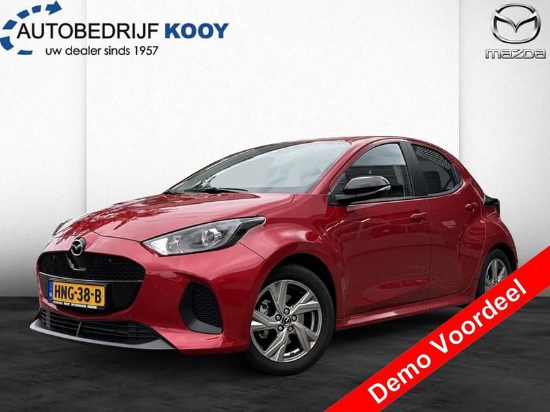 Formal red (rood metallic) Gebruikt 2025 Mazda 2 Exclusive-Line Hatchback | € 25.900 (Eerlijke prijs) - Afbeelding 1/4