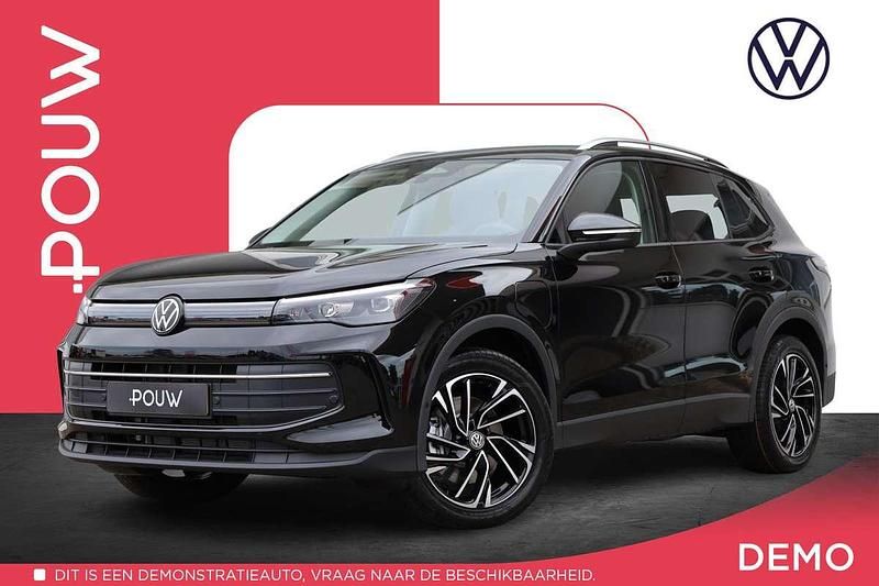 Zwart Gebruikt 2025 VW Tiguan Edition SUV | € 49.900 (Goede deal) - Afbeelding 1/4