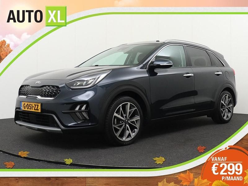Grijs Gebruikt 2020 Kia Niro SUV | € 19.940 (Iets duurder) - Afbeelding 1/4