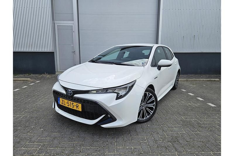 Wit Gebruikt 2019 Toyota Corolla Edition Hatchback | € 19.349 (Eerlijke prijs) - Afbeelding 1/1
