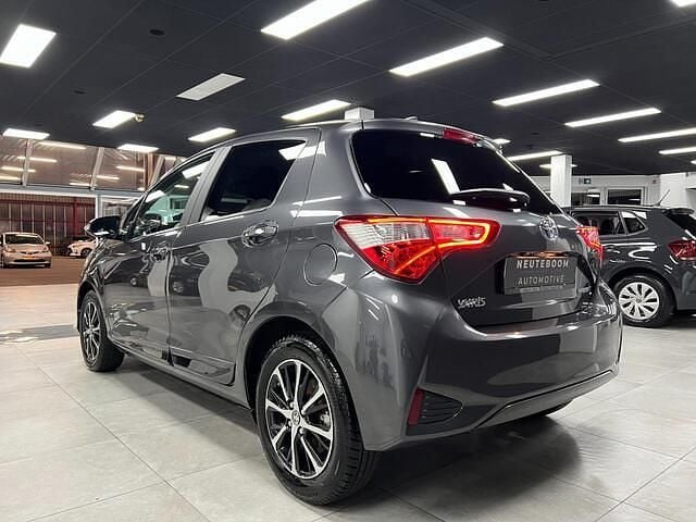 Occasion Toyota Yaris 102 PK (75 kW) 2019 Grijs Hatchback