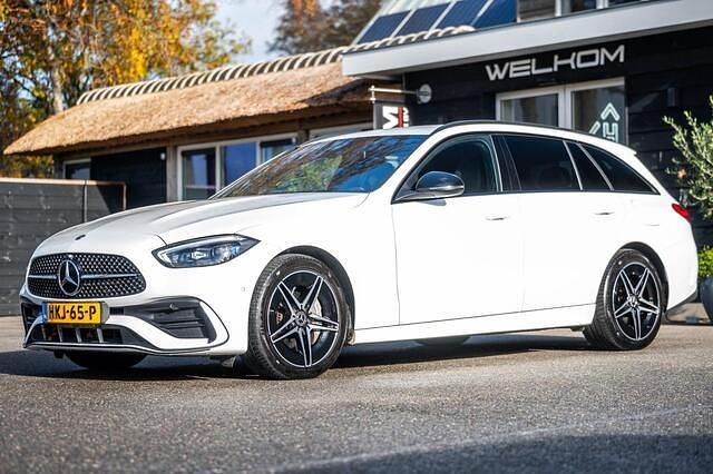 Occasion Mercedes C300 Luxury 204 PK (150 kW) 2022 Wit Stationwagen