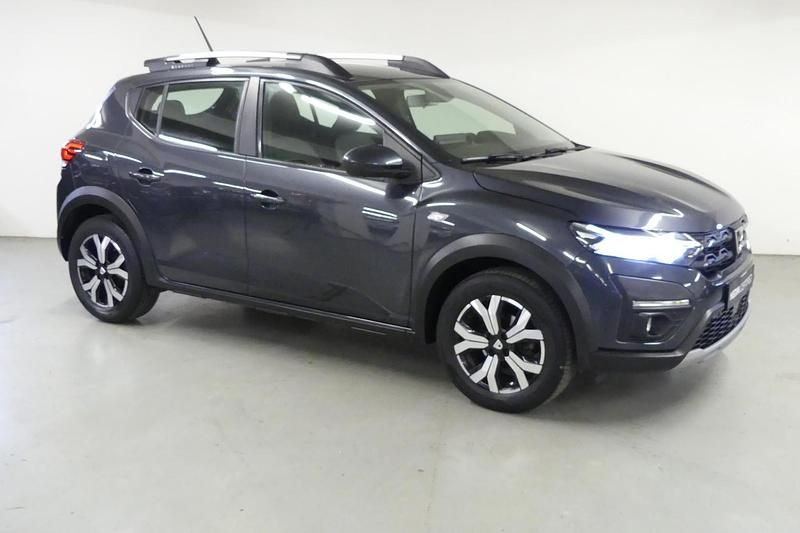 Occasion Dacia Sandero Comfort 91 PK (66 kW) 2022 Grijs Hatchback