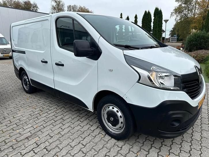 Gebruikt 2017 Renault Trafic Komfort Van | € 9.250 (Duur) - Afbeelding 1/1