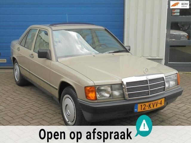 Grijs Gebruikt 1986 Mercedes 190 Sedan | € 7.970 - Afbeelding 1/4