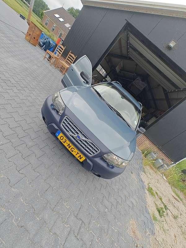 Gebruikt 2003 Volvo XC70 SUV | € 2.500 (Goede deal) - Afbeelding 1/4