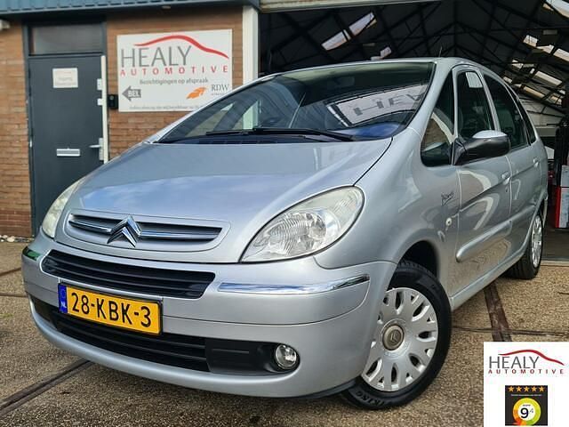 Zilver Occasion 2009 Citroën Xsara Picasso MPV | € 2.000 (Eerlijke prijs) - Afbeelding 1/4
