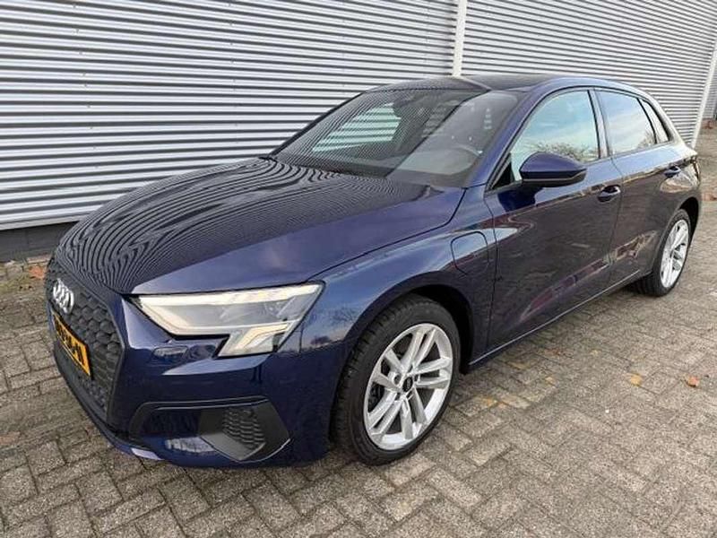 Occasion Audi A3 Sportback e-tron Advanced 150 PK (110 kW) 2022 Blauw Hatchback