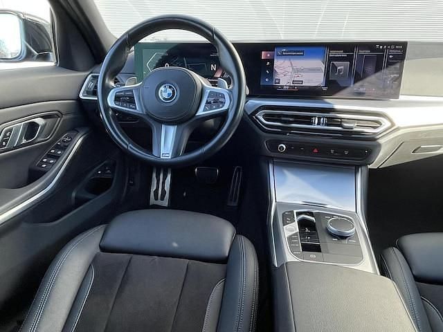 Occasion BMW 320e M Sport 2022 Zwart (metallic) Stationwagen