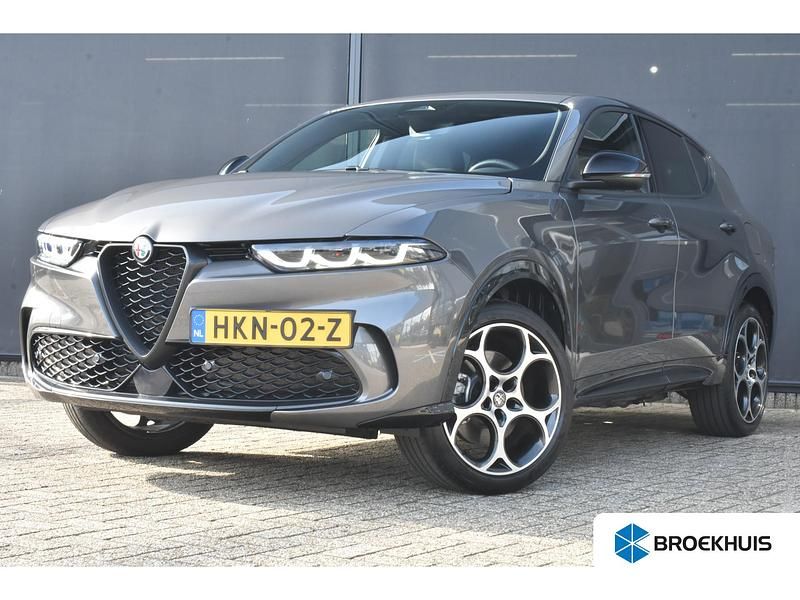 Grijs Gebruikt 2025 Alfa Romeo Tonale Sprint SUV | € 41.895 (Iets duurder) - Afbeelding 1/4