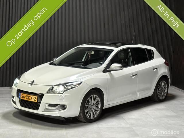 Wit Occasion 2012 Renault Mégane GT Line Bose Edition Hatchback | € 5.599 (Duur) - Afbeelding 1/4