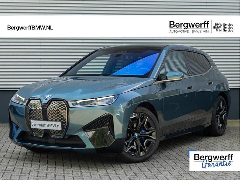 Blauw Gebruikt 2022 BMW iX Comfort Edition SUV | € 69.875 (Eerlijke prijs) - Afbeelding 1/4