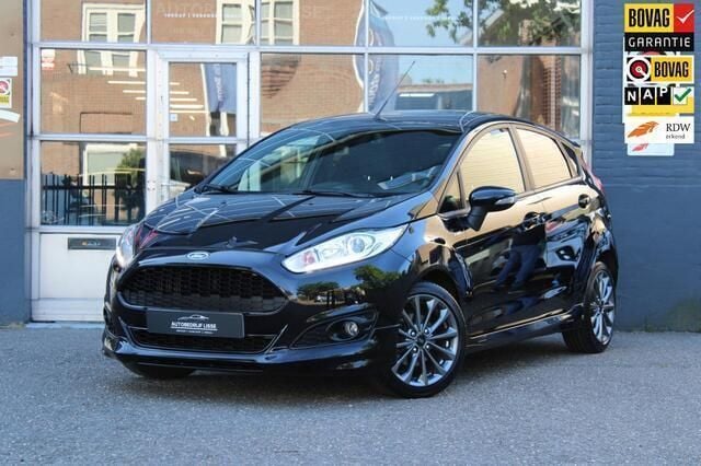 Zwart Gebruikt 2017 Ford Fiesta ST-Line Hatchback | € 11.495 (Eerlijke prijs) - Afbeelding 1/4