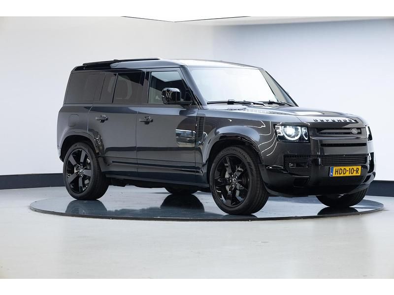 Grijs Gebruikt 2025 Land Rover Defender HSE Dynamic SUV | € 96.950 (Goede deal) - Afbeelding 1/4