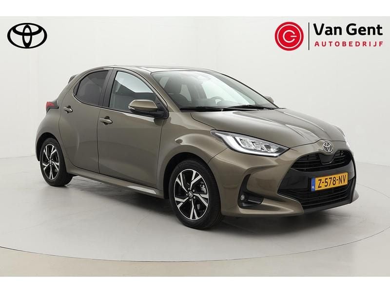 Groen Gebruikt 2024 Toyota Yaris Edition Hatchback | € 25.499 (Eerlijke prijs) - Afbeelding 1/4