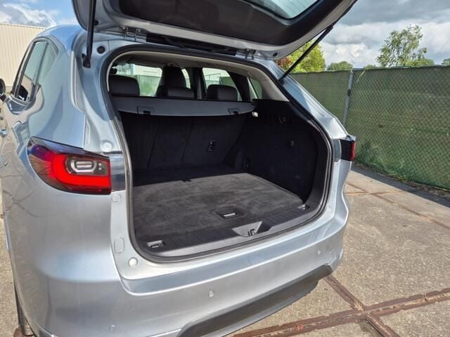 Grijs Gebruikt 2023 Mazda CX-60 Active SUV | € 37.950 - Afbeelding 1/4