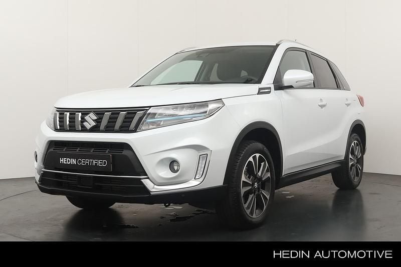 Wit Gebruikt 2022 Suzuki Vitara Style SUV | € 22.440 (Eerlijke prijs) - Afbeelding 1/4