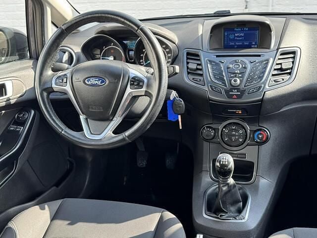 Occasion Ford Fiesta Style 95 PK (69 kW) 2014 Grijs Hatchback