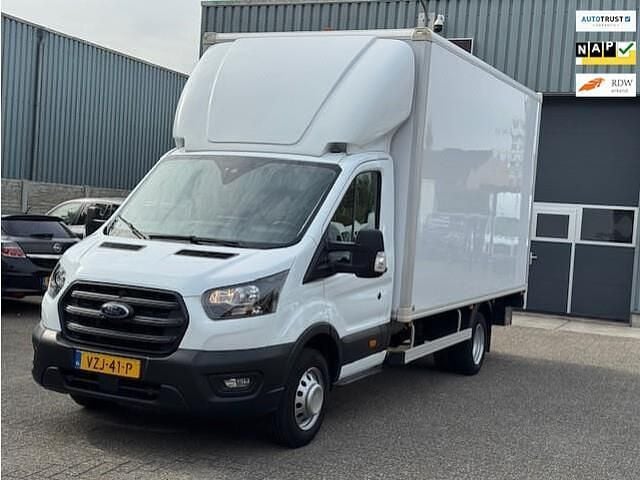 Wit Gebruikt 2023 Ford Transit Trend Van | € 39.999 - Afbeelding 1/4