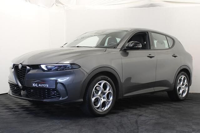 Occasion Alfa Romeo Tonale Sprint 131 PK (96 kW) 2023 Grijs (metallic) SUV