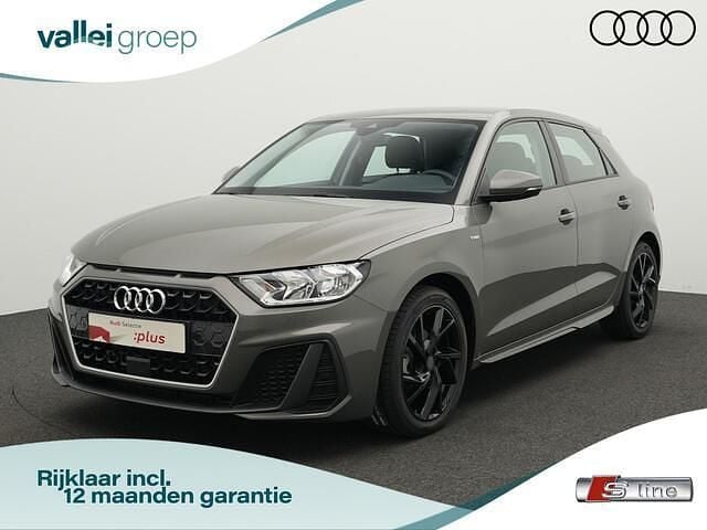 Grijs Gebruikt 2024 Audi A1 Sportback Advanced Hatchback | € 28.450 (Eerlijke prijs) - Afbeelding 1/4