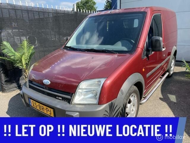 Rood Gebruikt 2004 Ford Transit Futura Van | € 1.995 (Goede deal) - Afbeelding 1/4