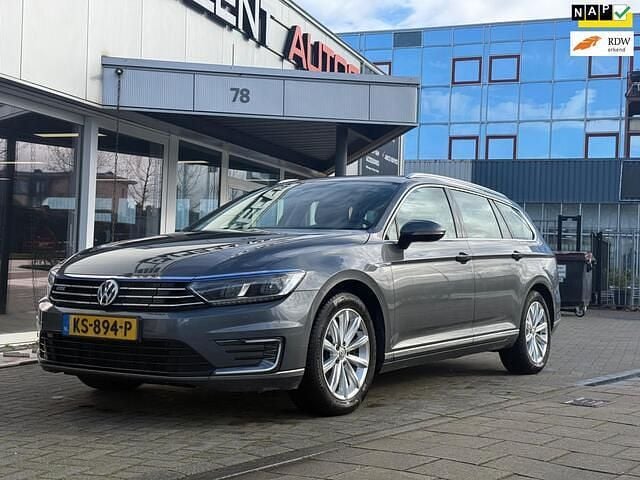 Occasion VW Passat GTE 157 PK (115 kW) 2016 Grijs Stationwagen