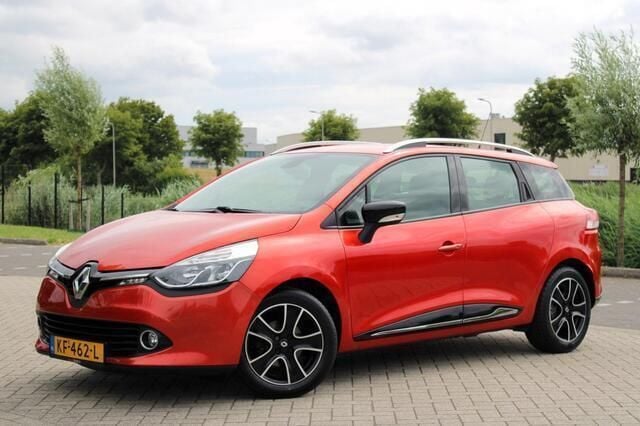 Rood Gebruikt 2013 Renault Clio GrandTour Dynamique Stationwagen | € 6.450 (Eerlijke prijs) - Afbeelding 1/4