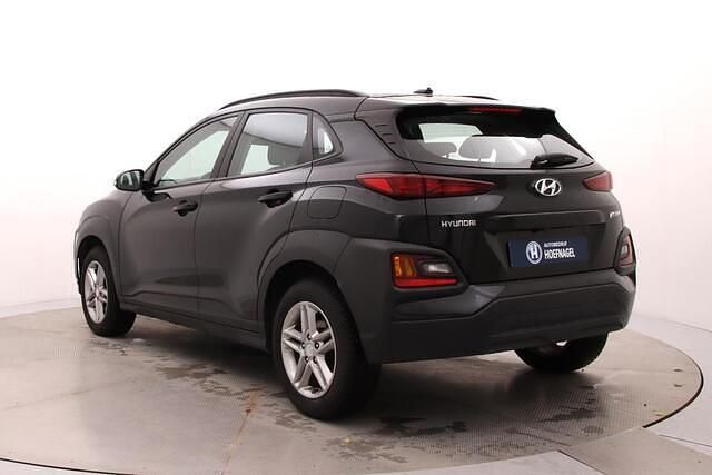 Zwart (metallic) Gebruikt 2020 Hyundai Kona Comfort SUV | € 15.900 (Super prijs) - Afbeelding 1/2