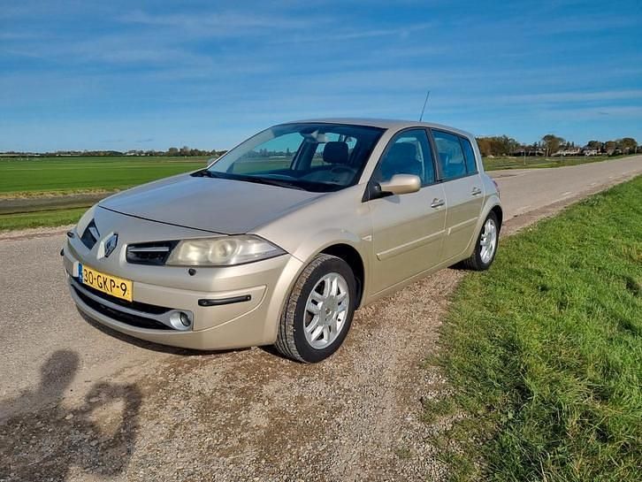 Gebruikt 2008 Renault Mégane III | € 1.200 - Afbeelding 1/4