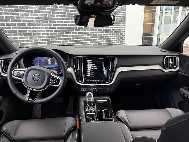 Occasion Volvo V60 Plus 350 PK (257 kW) 2025 Grijs Stationwagen