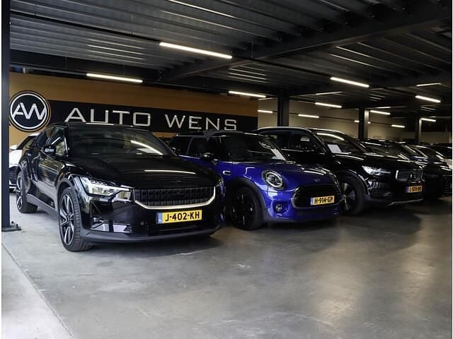 Grijs Gebruikt 2024 Volvo XC60 Plus SUV | € 53.900 (Goede deal) - Afbeelding 1/2