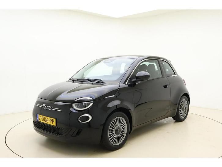 Occasion 2024 Fiat 500e Urban | € 19.645 (Iets duurder) - Afbeelding 1/4