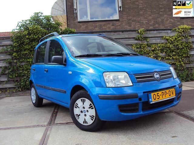 Blauw Gebruikt 2004 Fiat Panda Dynamic Hatchback | € 1.350 (Eerlijke prijs) - Afbeelding 1/4
