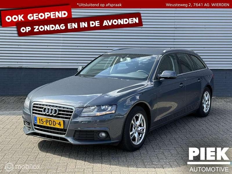 Grijs Gebruikt 2011 Audi A4 Proline Stationwagen | € 3.999 - Afbeelding 1/3