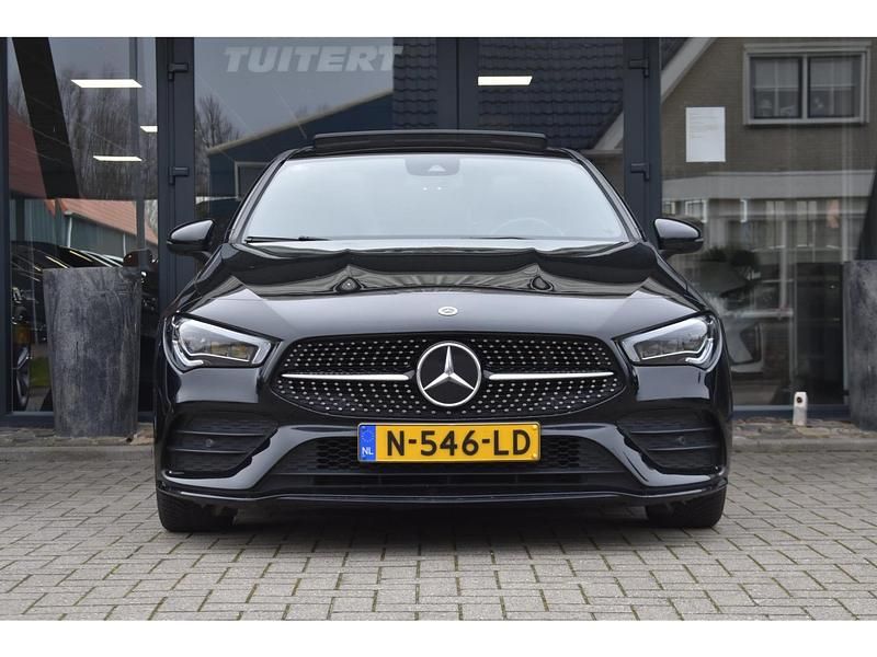 Occasion Mercedes CLA180 Business 136 PK (100 kW) 2021 Zwart Sedan