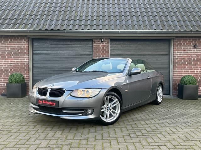 Grijs Occasion 2011 BMW 320 Cabriolet Basis Cabriolet | € 9.950 (Eerlijke prijs) - Afbeelding 1/4