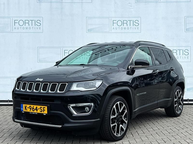 Zwart Gebruikt 2021 Jeep Compass Limited SUV | € 20.400 (Eerlijke prijs) - Afbeelding 1/4
