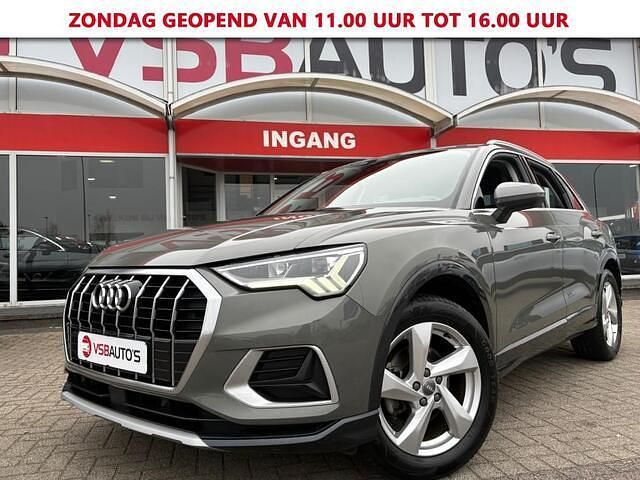 Grijs (metallic) Occasion 2019 Audi Q3 Comfort SUV | € 22.950 (Goede deal) - Afbeelding 1/4