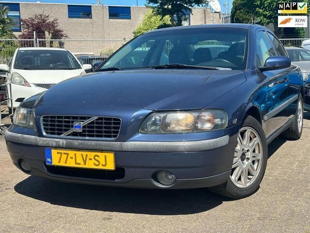 Blauw Gebruikt 2003 Volvo S60 Sedan | € 950 (Goede deal) - Afbeelding 1/4