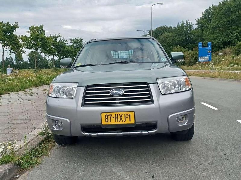 Groen Gebruikt 2008 Subaru Forester SUV | € 8.500 (Iets duurder) - Afbeelding 1/4