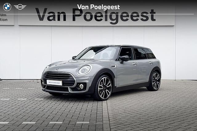 Grijs Occasion 2021 Mini John Cooper Works Clubman Stationwagen | € 28.900 (Iets duurder) - Afbeelding 1/4