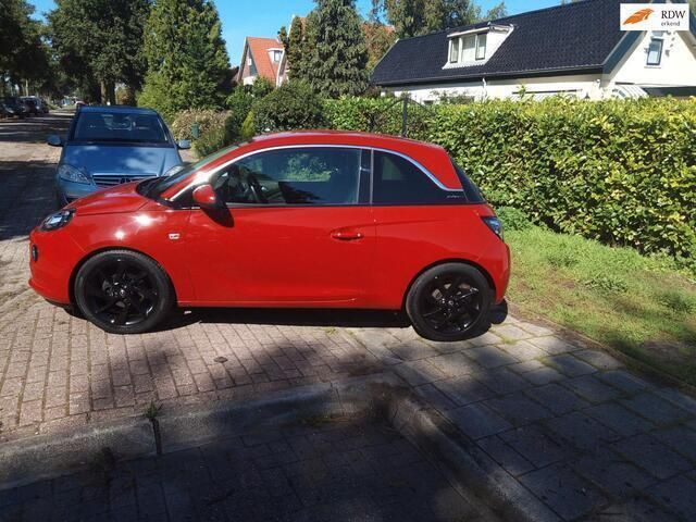 Rood Gebruikt 2013 Opel Adam Glam Hatchback | € 4.999 (Goede deal) - Afbeelding 1/4