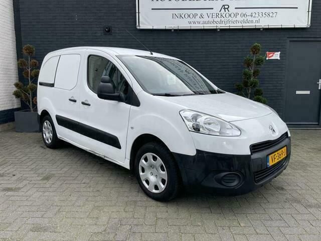 Wit Gebruikt 2014 Peugeot Partner MPV | € 3.650 (Eerlijke prijs) - Afbeelding 1/4