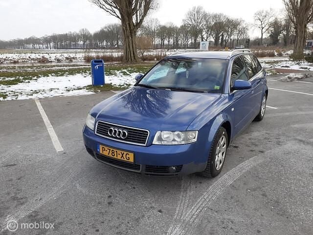 Blauw Occasion 2003 Audi A4 Stationwagen | € 699 (Super prijs) - Afbeelding 1/4