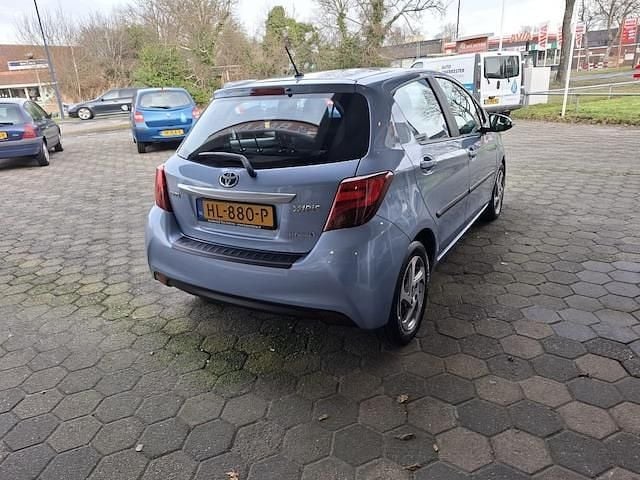 Occasion Toyota Yaris Hybrid 2015 Blauw Hatchback
