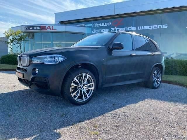 Grijs Gebruikt 2015 BMW X5 M50 SUV | € 43.800 - Afbeelding 1/4