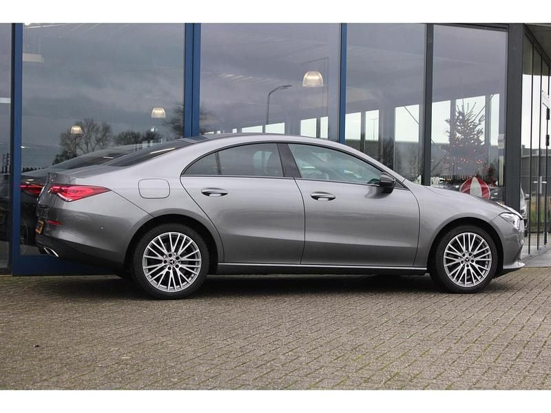 Occasion Mercedes CLA250 Premium 218 PK (160 kW) 2022 Grijs Sedan